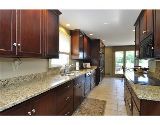 1768 Hassam Road Coraopolis, PA 15108 - Photo 6 of 18 Kitchen.