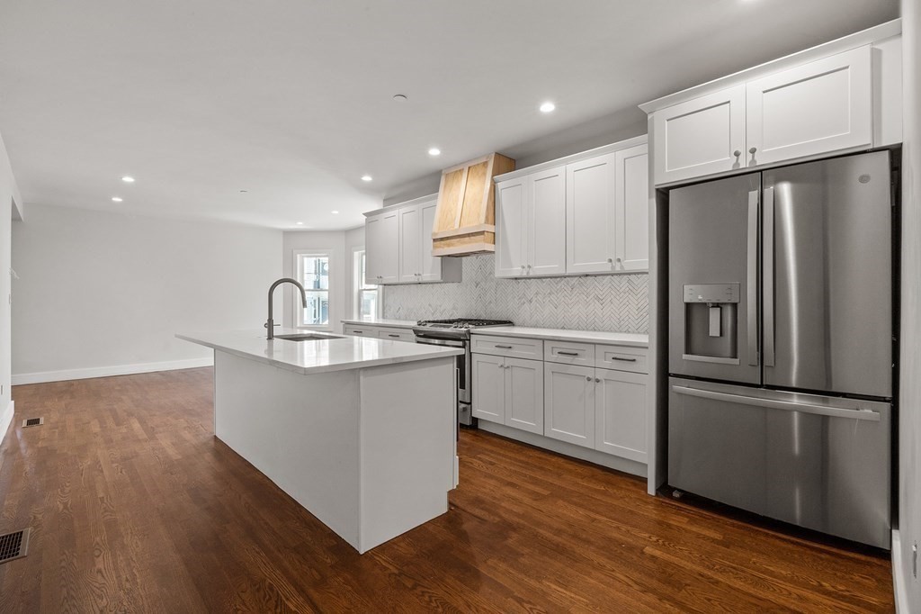 34 Alpha Road, Unit 1 Boston, MA 02124 - Photo 7 of 29 Gallery Image 7