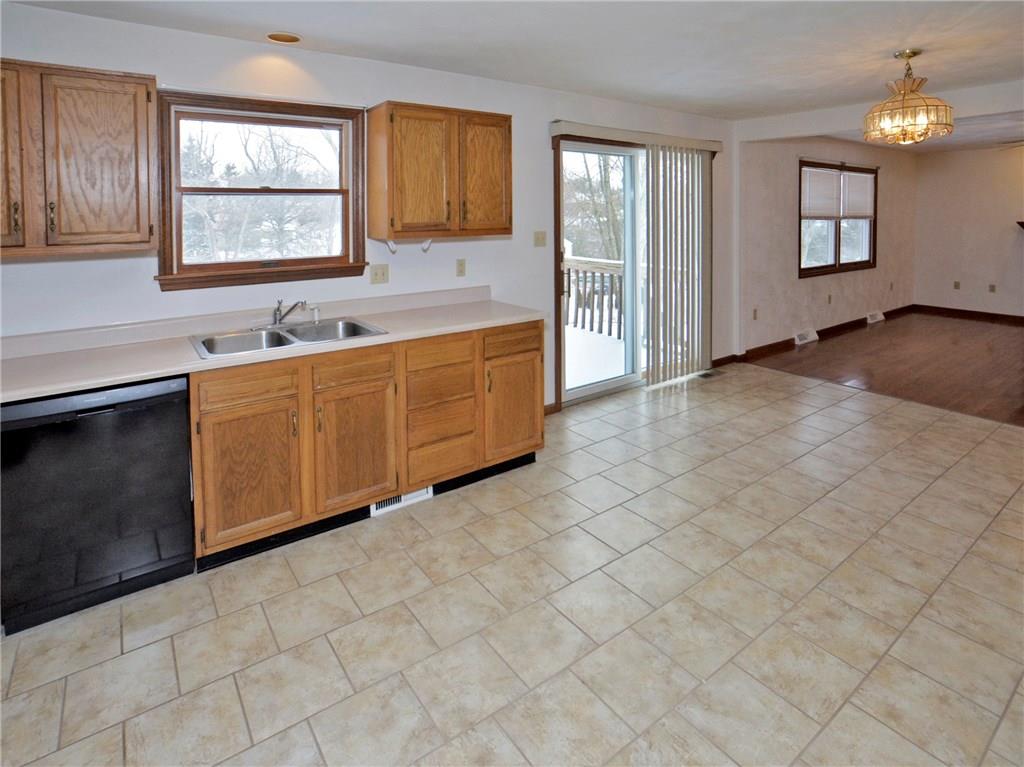 27 Meadowridge Road Harrison City, PA 15636 - Photo 3 of 23 Gallery Image 3