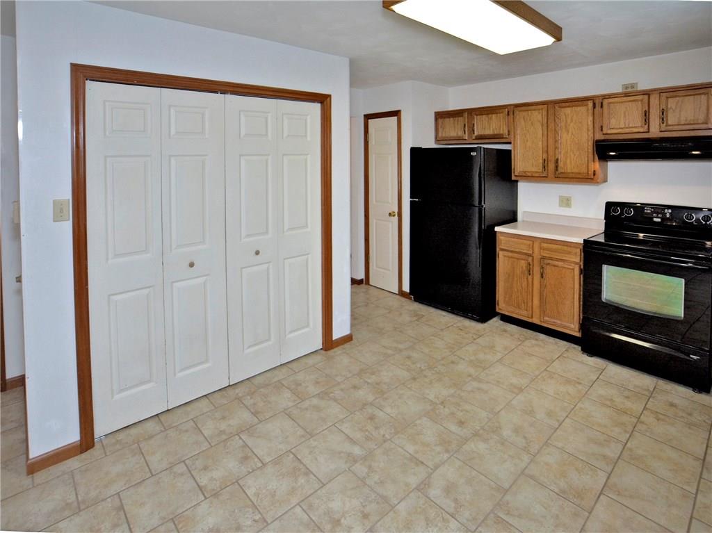 27 Meadowridge Road Harrison City, PA 15636 - Photo 5 of 23 Gallery Image 5