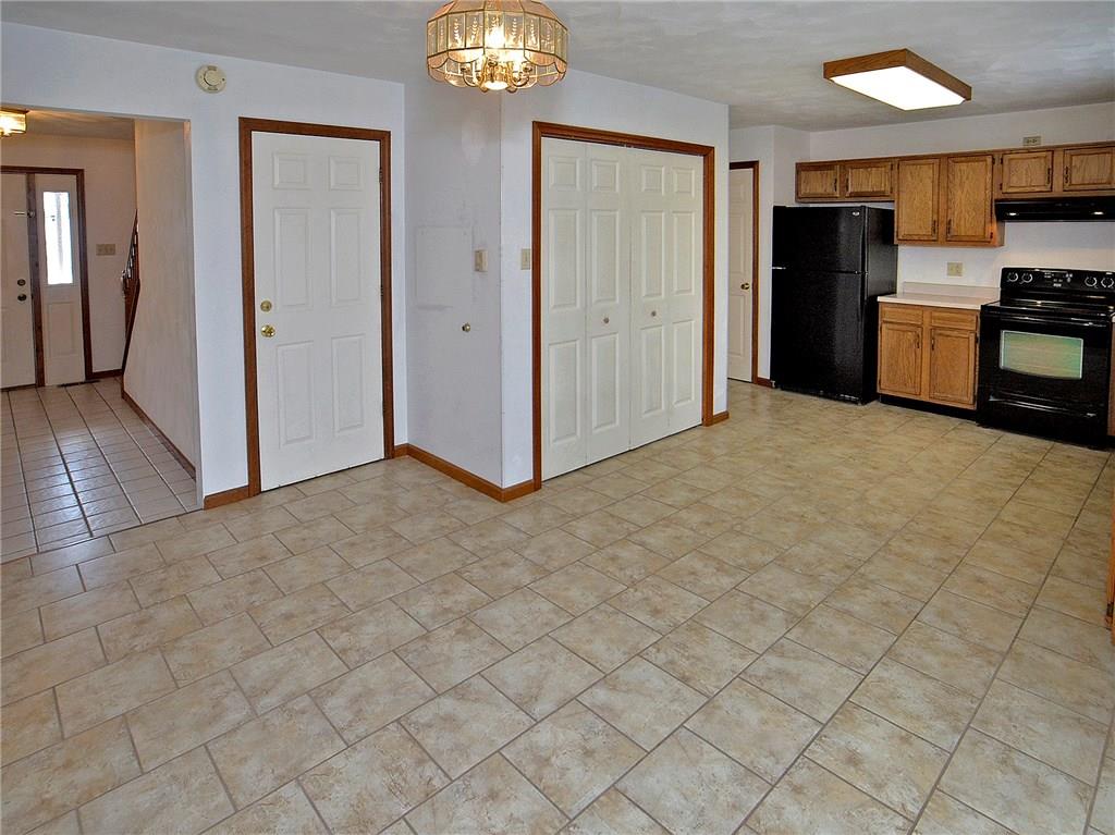 27 Meadowridge Road Harrison City, PA 15636 - Photo 6 of 23 Gallery Image 6