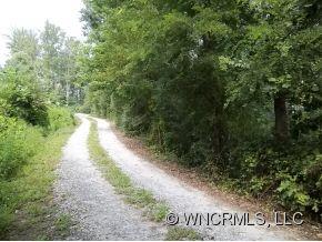 5-7 Corn Mtn Road Hendersonville, NC 28792 - Photo 4 of 18