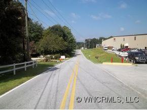 5-7 Corn Mtn Road Hendersonville, NC 28792 - Photo 8 of 18