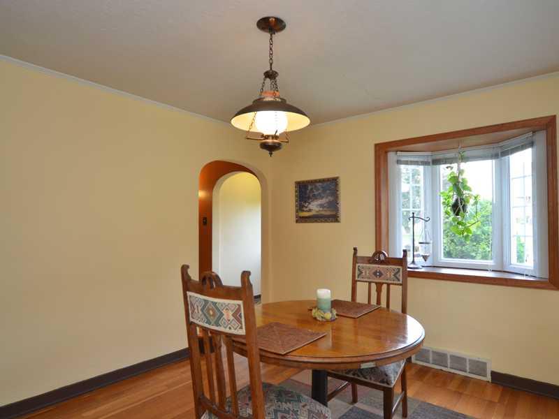 900 Ridge Road Ambridge, PA 15003 - Photo 2 of 23 Dining Room.