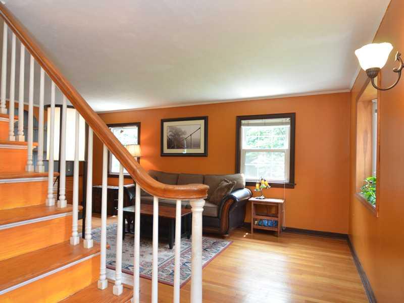 900 Ridge Road Ambridge, PA 15003 - Photo 14 of 23 Living Room.