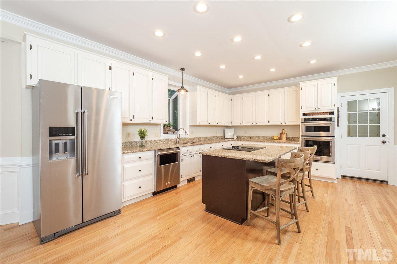 3908 East Valley Court Raleigh, NC 27606 - Photo 11 of 25 Gallery Image 11