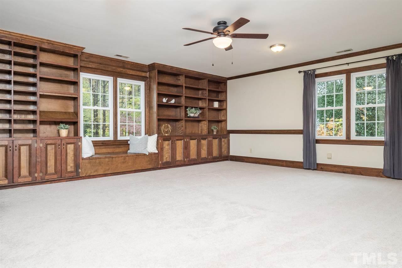 3908 East Valley Court Raleigh, NC 27606 - Photo 18 of 25 Gallery Image 18