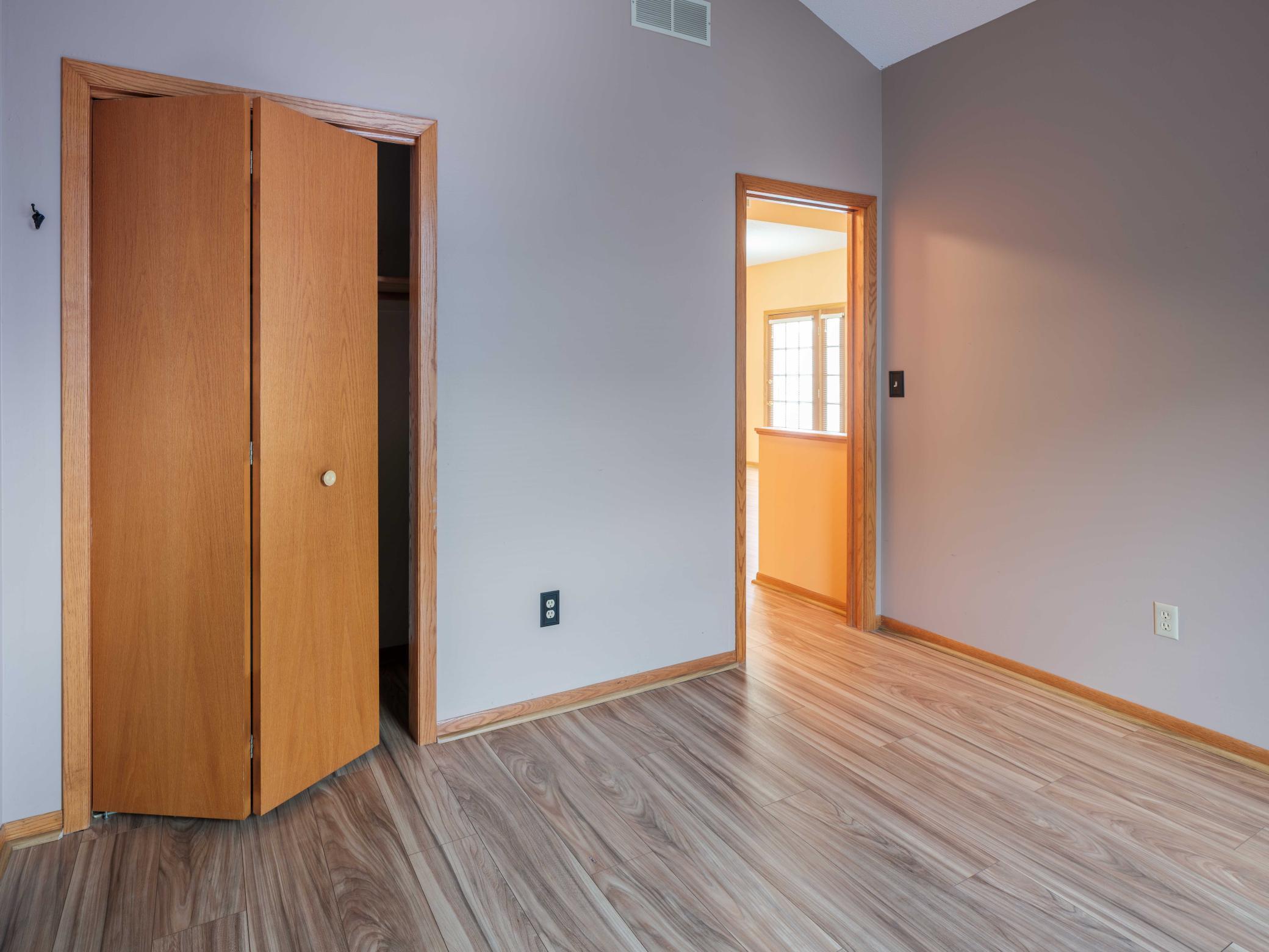 2223 Valleyhigh Drive Northwest Rochester, MN 55901 - Photo 13 of 22