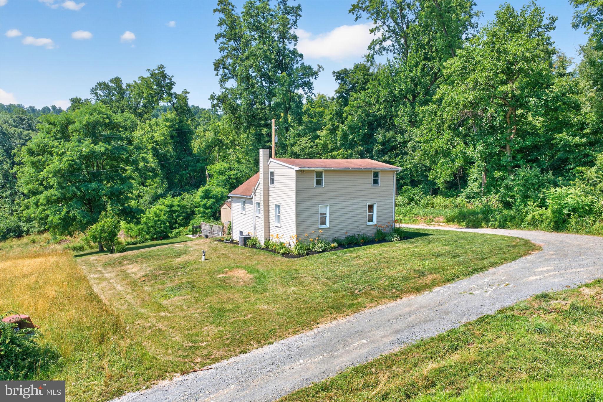140 Limekiln Road Reading, PA 19606 - Photo 10 of 37 a view of a backyard