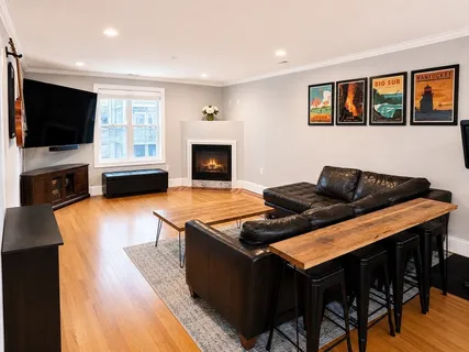 $4,100 | 39 Dorchester Street, Unit 2, Boston, MA 02127