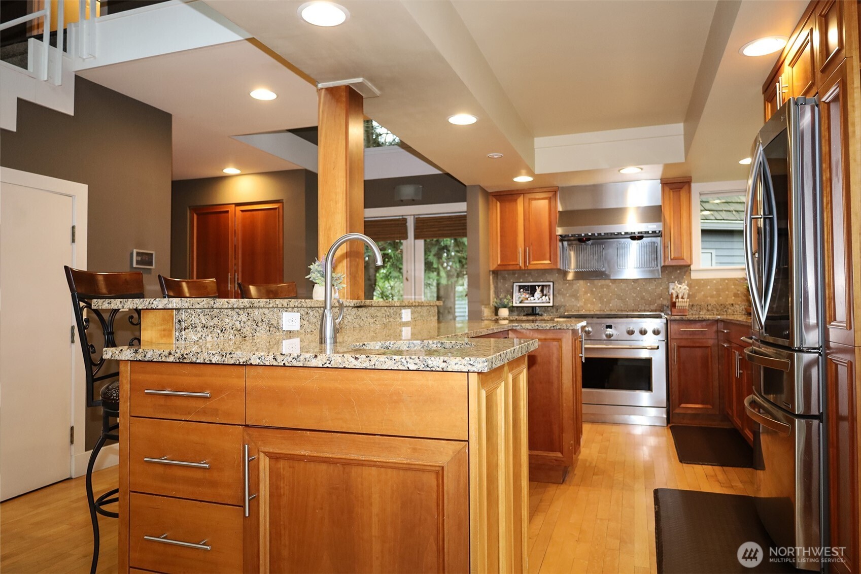 8777 Goshawk Road Blaine, WA 98230 - Photo 7 of 34 Gallery Image 7