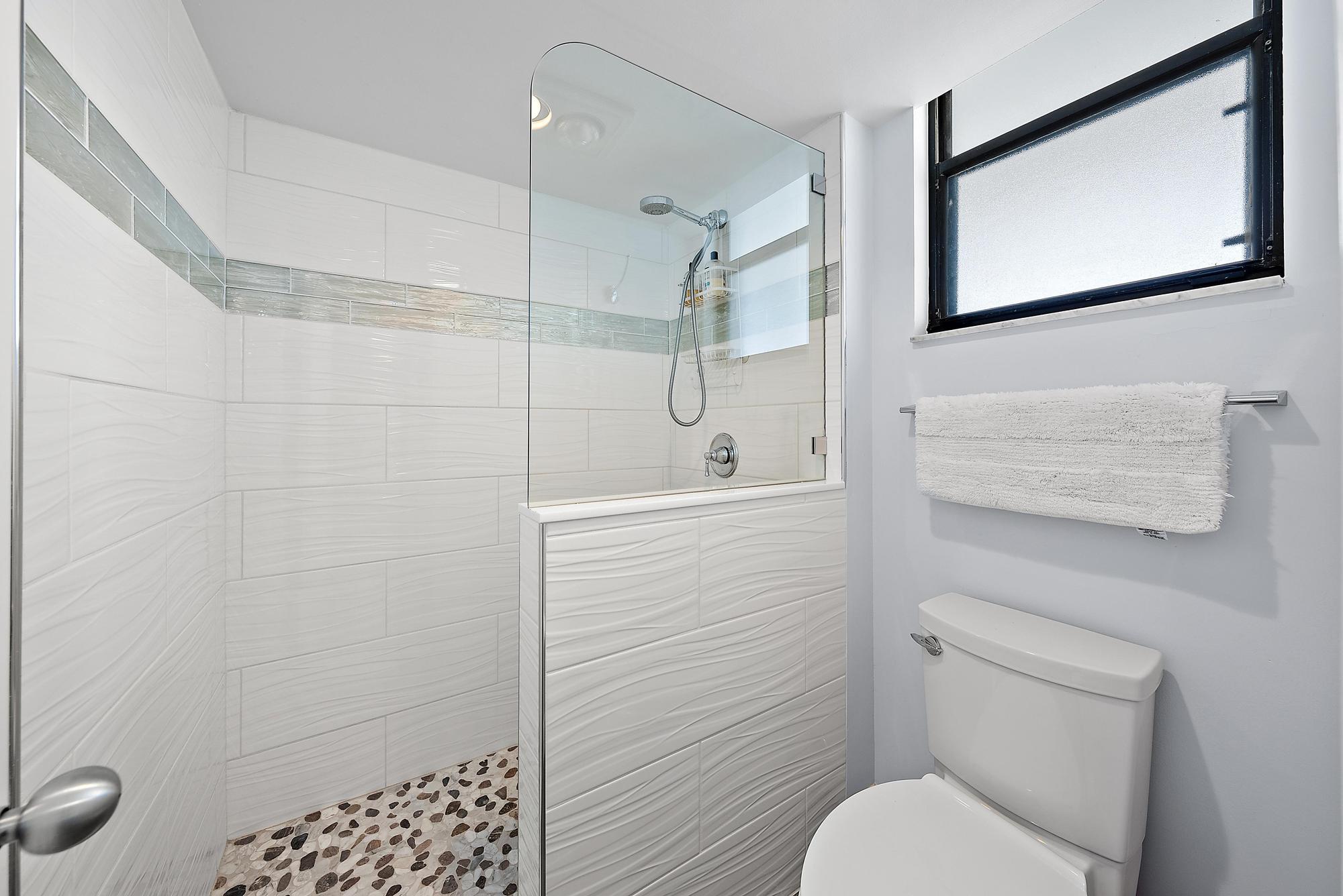 1748 Jupiter Cove Drive, Unit 519A Jupiter, FL 33469 - Photo 12 of 26 1748 Jupiter Cove Dr 519-4