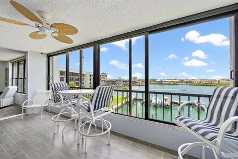 $875,000 | 1748 Jupiter Cove Drive, Unit 519A, Jupiter, FL 33469