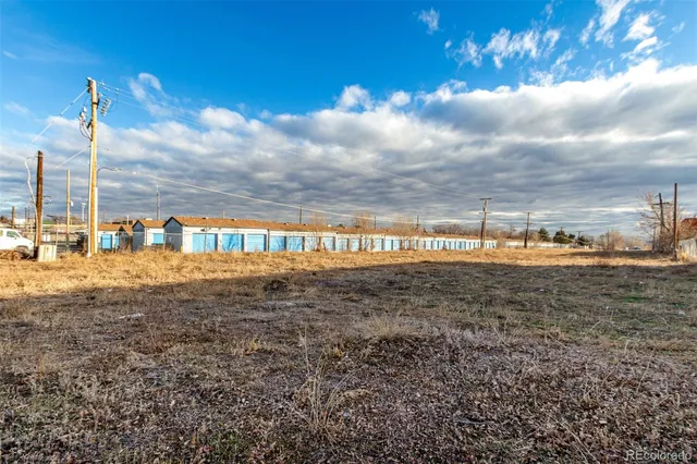 a view of a terrace view