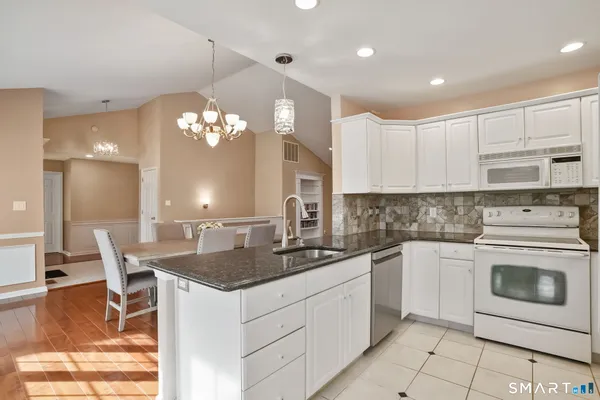 $619,900 | 447 Fisher Court, Unit 447, Shelton, CT 06484