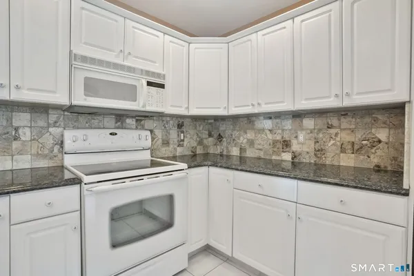 $619,900 | 447 Fisher Court, Unit 447, Shelton, CT 06484