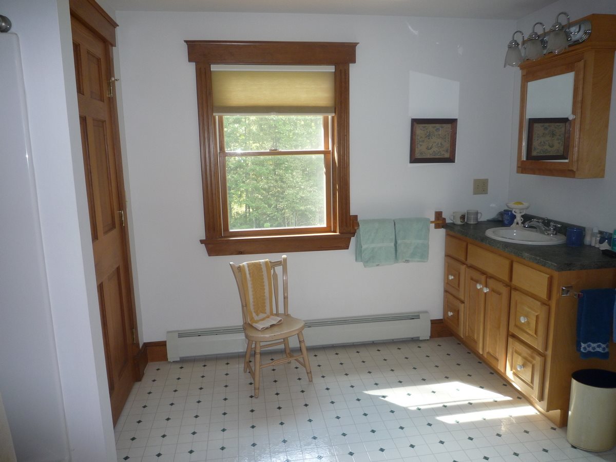17 Pine Haven Road Lancaster, NH 03584 - Photo 26 of 36