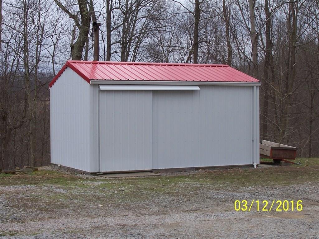 454 Steel Hill Road Mount Morris, PA 15349 - Photo 4 of 23 Gallery Image 4