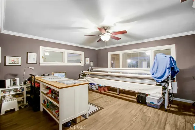 a view of a livingroom with furniture window and outside view