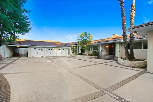 $1,249,910 | 8800 Avenida Miravilla, Cherry Valley, CA 92223