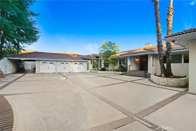 $1,249,910 | 8800 Avenida Miravilla, Cherry Valley, CA 92223