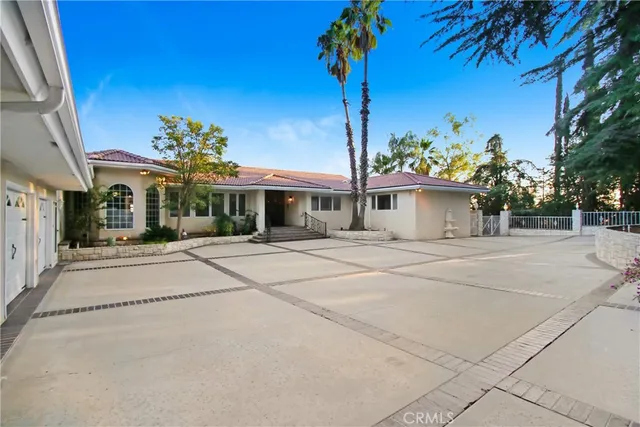 $1,249,910 | 8800 Avenida Miravilla, Cherry Valley, CA 92223