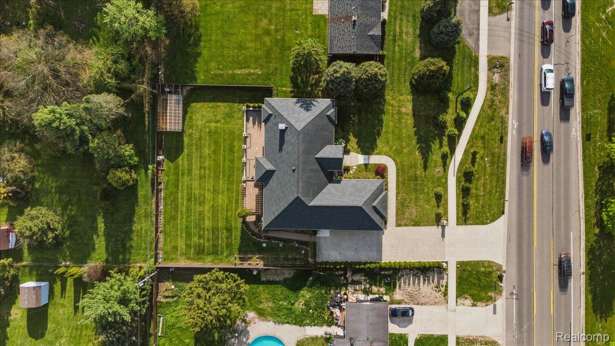 35339 West 13 Mile Road Farmington, MI 48331 - Photo 64 of 72 Drone / aerial view