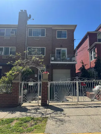 $3,200 | 220 East 235th Street | Woodlawn Heights