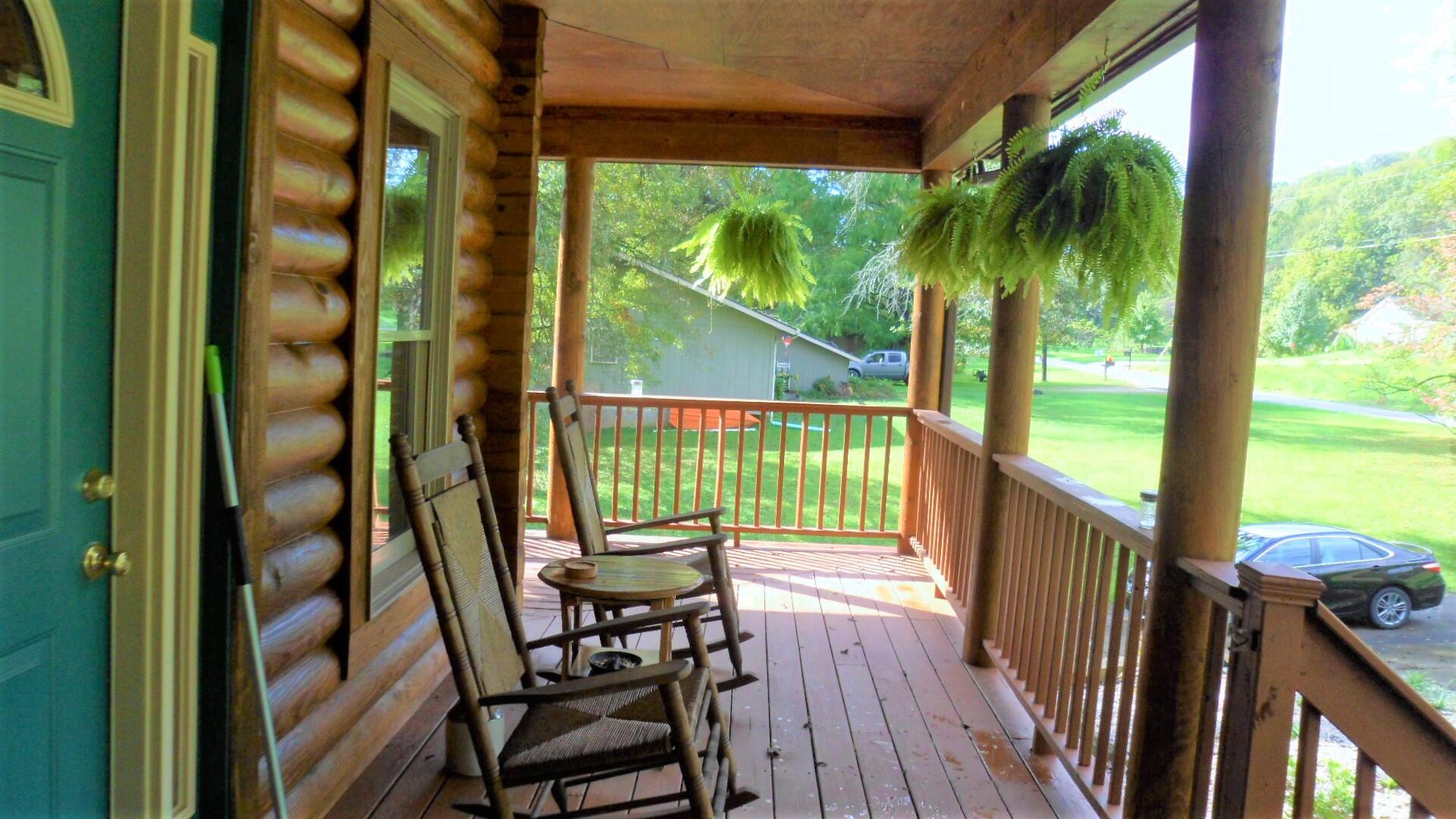 264 River Valley Road Frankfort, KY 40601 - Photo 6 of 60 front porch