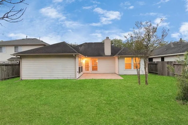 $2,250 | 2015 Waverly Glend Drive, Katy, TX 77450