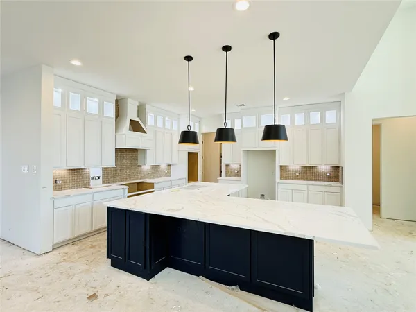 $897,300 | 331 Louvenia Court, Magnolia, TX 77354