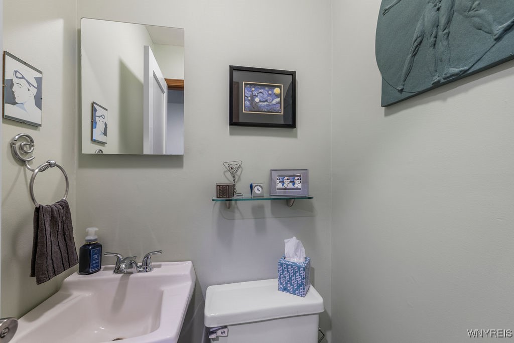 720 Tuscarora Street Lewiston, NY 14092 - Photo 13 of 38