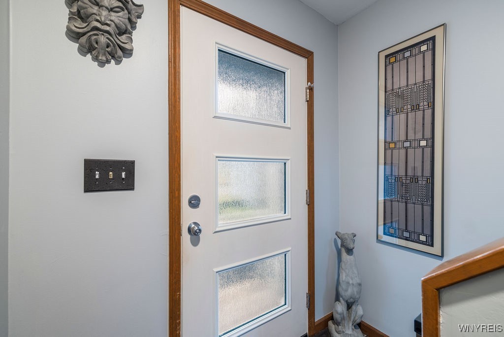 720 Tuscarora Street Lewiston, NY 14092 - Photo 15 of 38