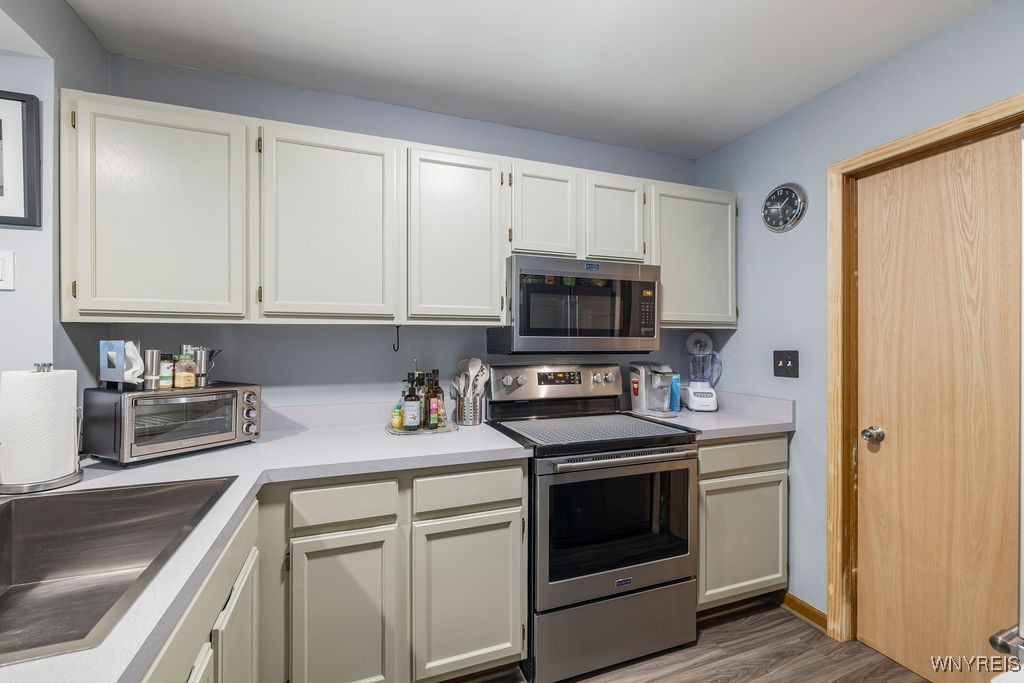 720 Tuscarora Street Lewiston, NY 14092 - Photo 10 of 38