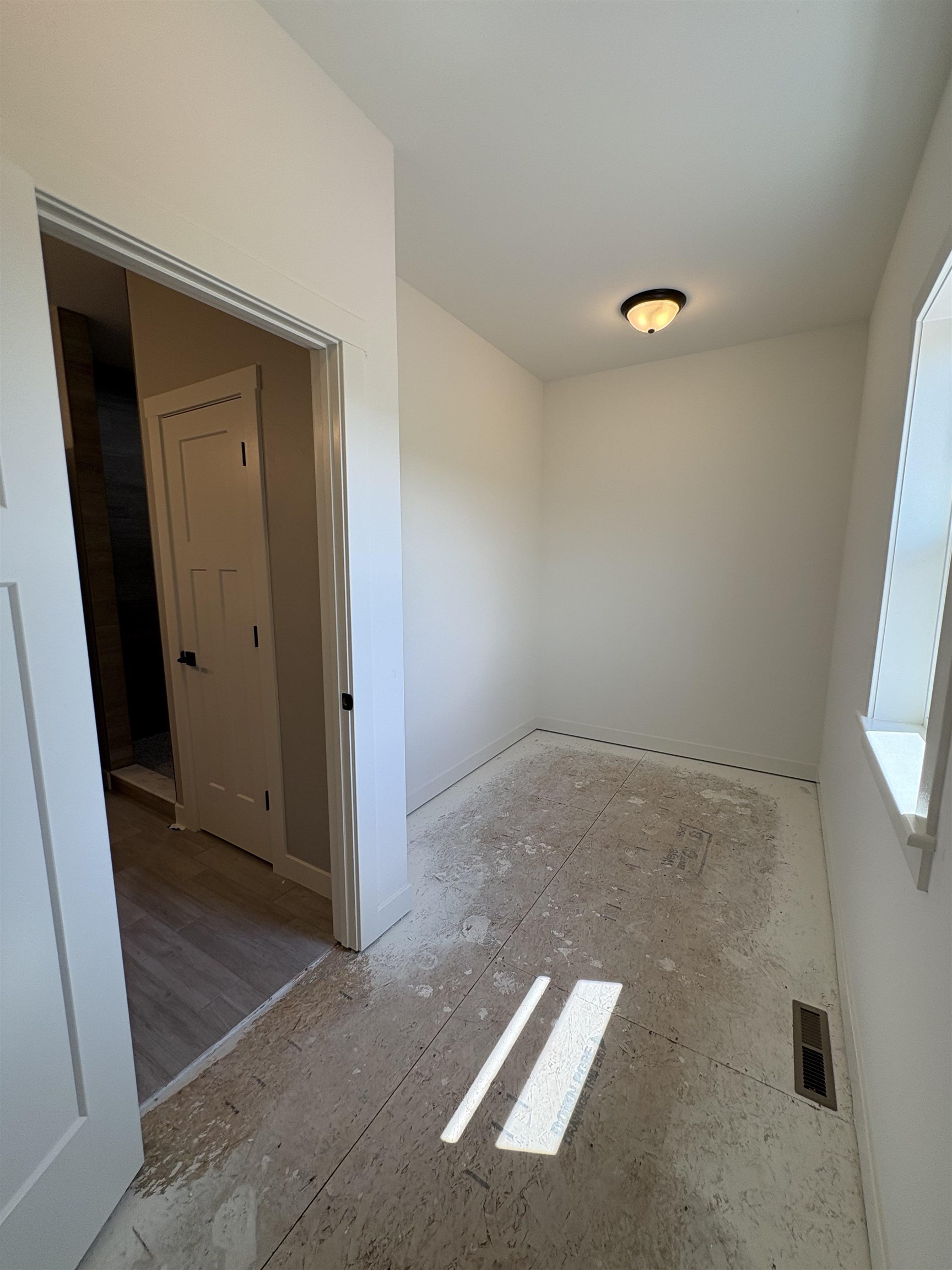 N8843 Killarney Way Menasha, WI 54952 - Photo 26 of 28
