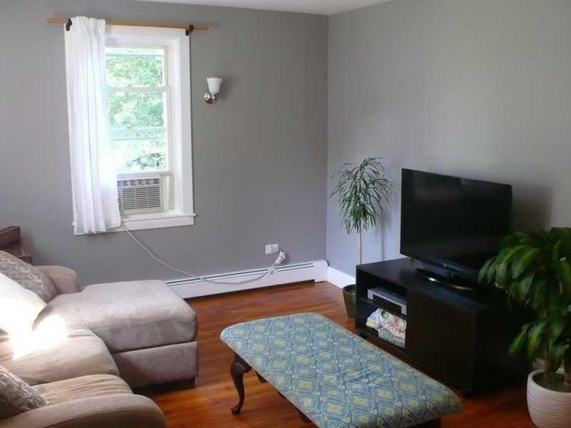 1006 May Street Bangor, ME 04401 - Photo 3 of 21 Living Room.