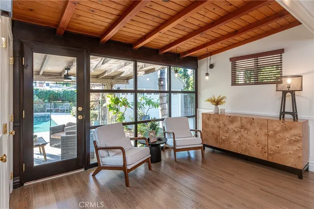 $1,479,000 | 405 North Beachwood Drive, Burbank, CA 91506