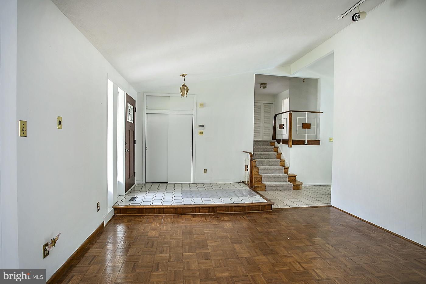1930 Hemlock Road Norristown, PA 19403 - Photo 10 of 37 Gallery Image 10