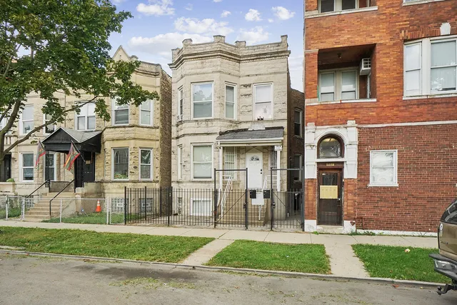 $460,000 | 1549 South St Louis Avenue, Chicago, IL 60623