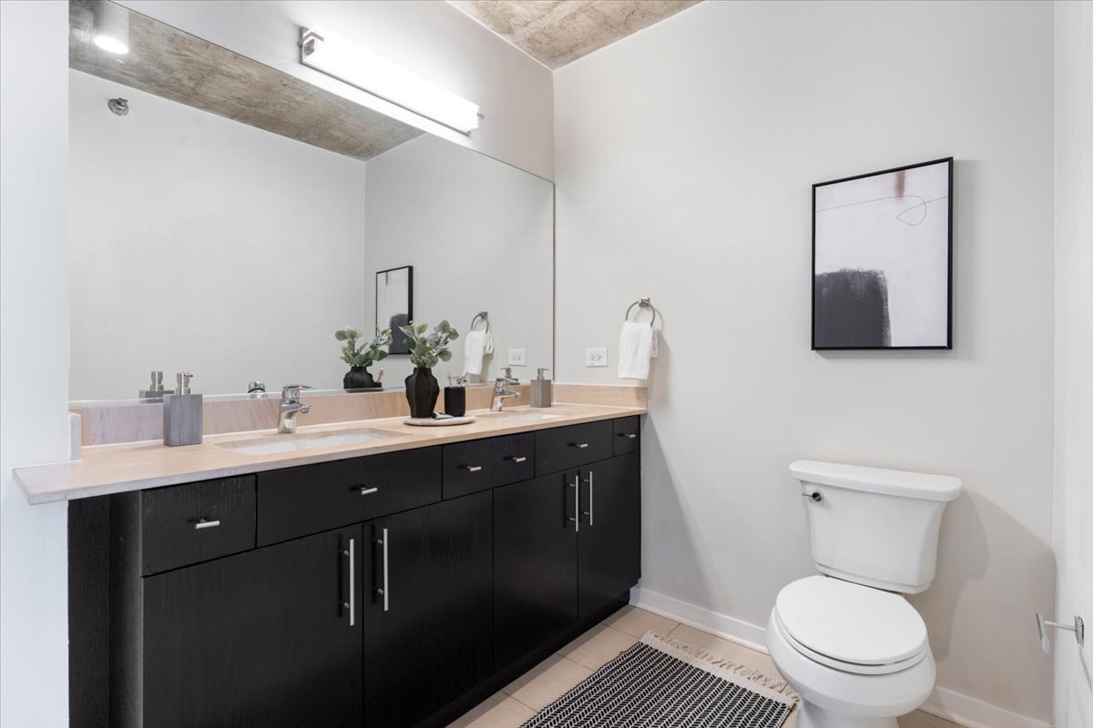 611 South Wells Street, Unit 2709 Chicago, IL 60607 - Photo 16 of 35