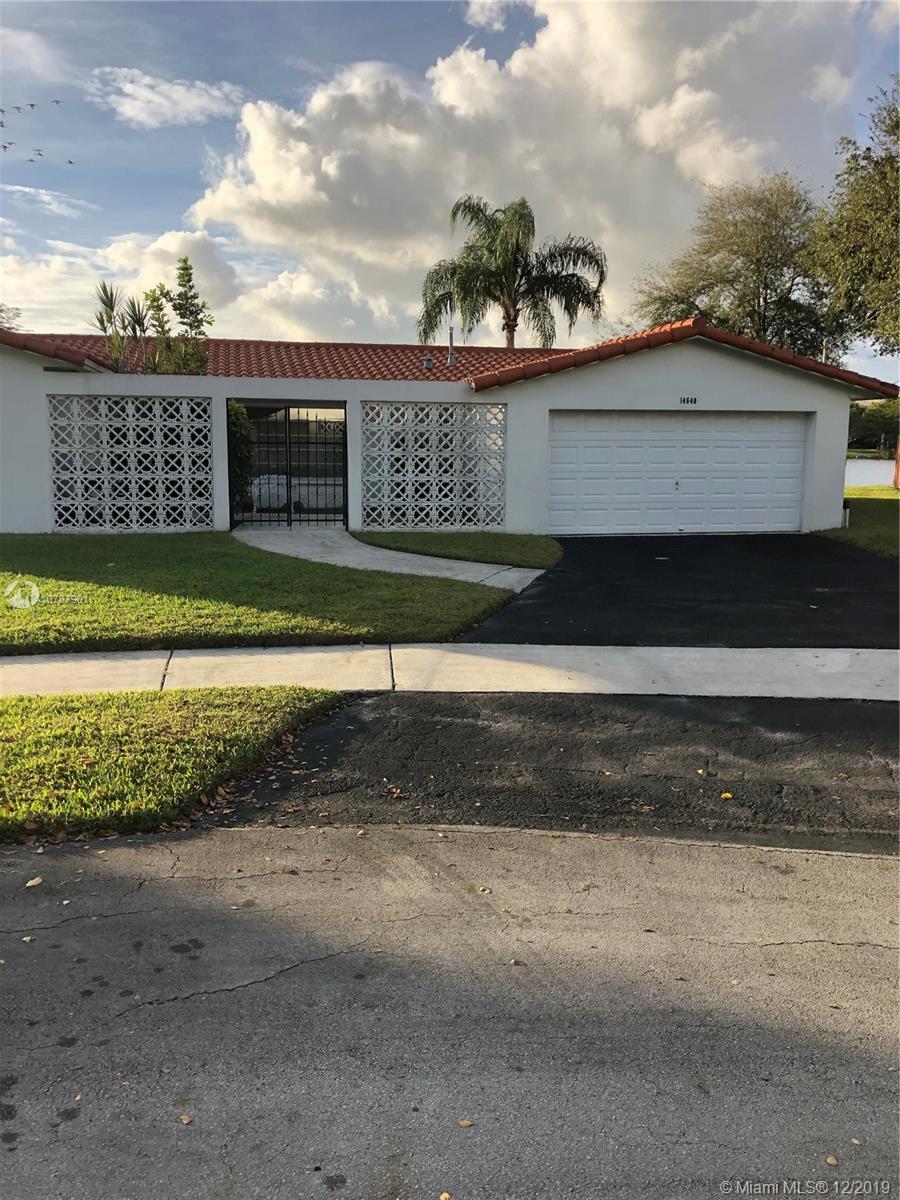 14640 Fitzpatrick Road Miami Lakes, FL 33014 - Photo 16 of 77 Gallery Image 16