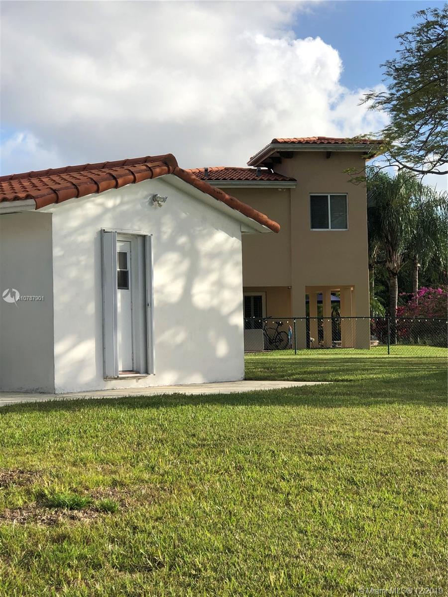 14640 Fitzpatrick Road Miami Lakes, FL 33014 - Photo 20 of 77 Gallery Image 20