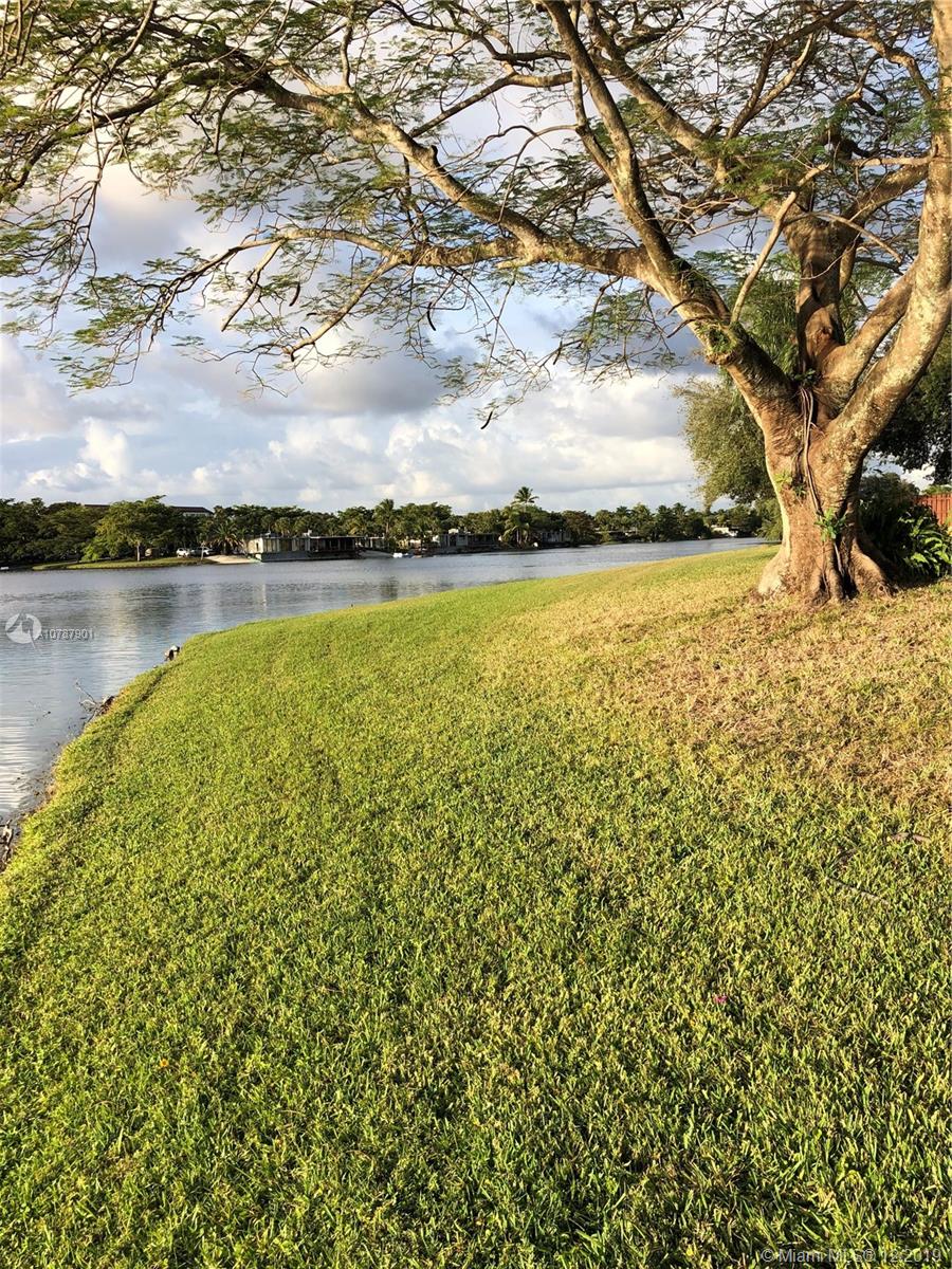 14640 Fitzpatrick Road Miami Lakes, FL 33014 - Photo 51 of 77 Gallery Image 51