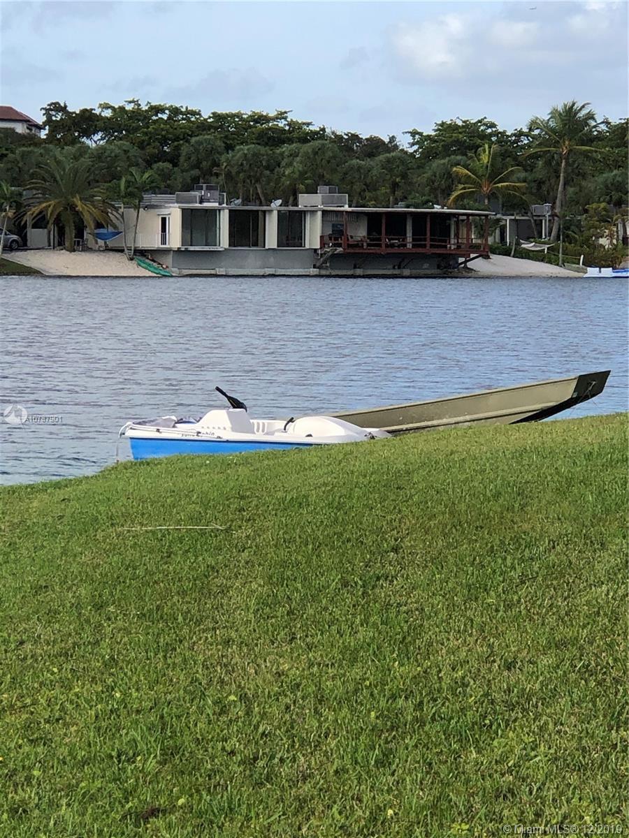 14640 Fitzpatrick Road Miami Lakes, FL 33014 - Photo 59 of 77 GREAT LAKE FOR BOATING, SWIMMING AND FISHING.