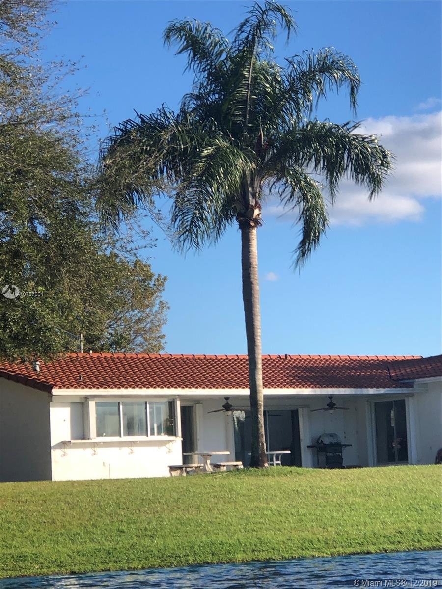 14640 Fitzpatrick Road Miami Lakes, FL 33014 - Photo 62 of 77 Gallery Image 62
