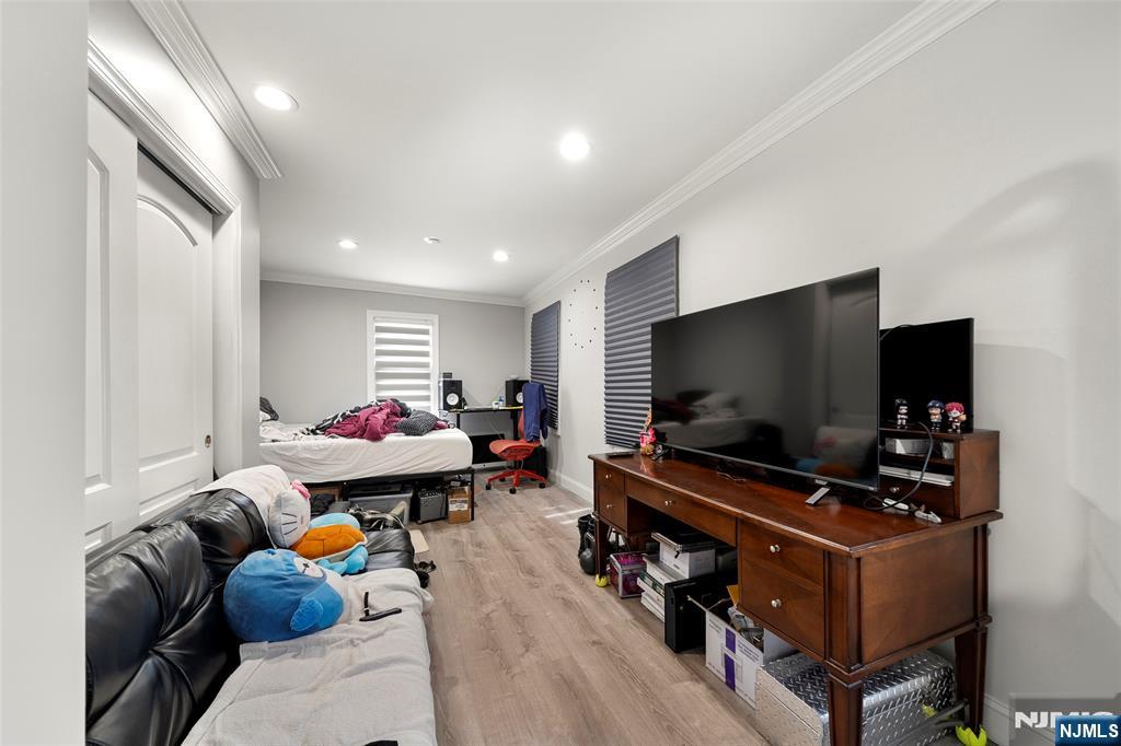 340 Paterson Avenue East Rutherford, NJ 07073 - Photo 26 of 34 Gallery Image 26