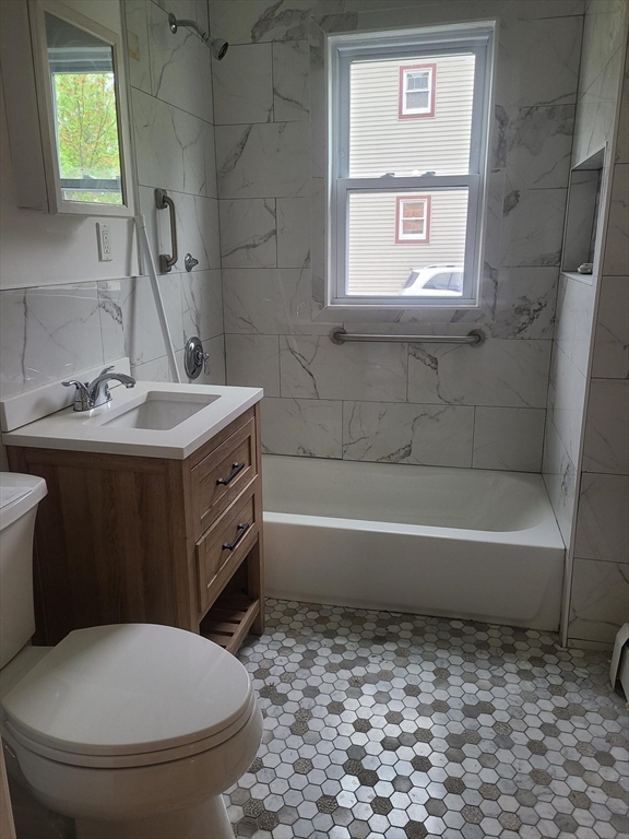 2 Winston Road, Unit 1 Boston, MA 02124 - Photo 3 of 8