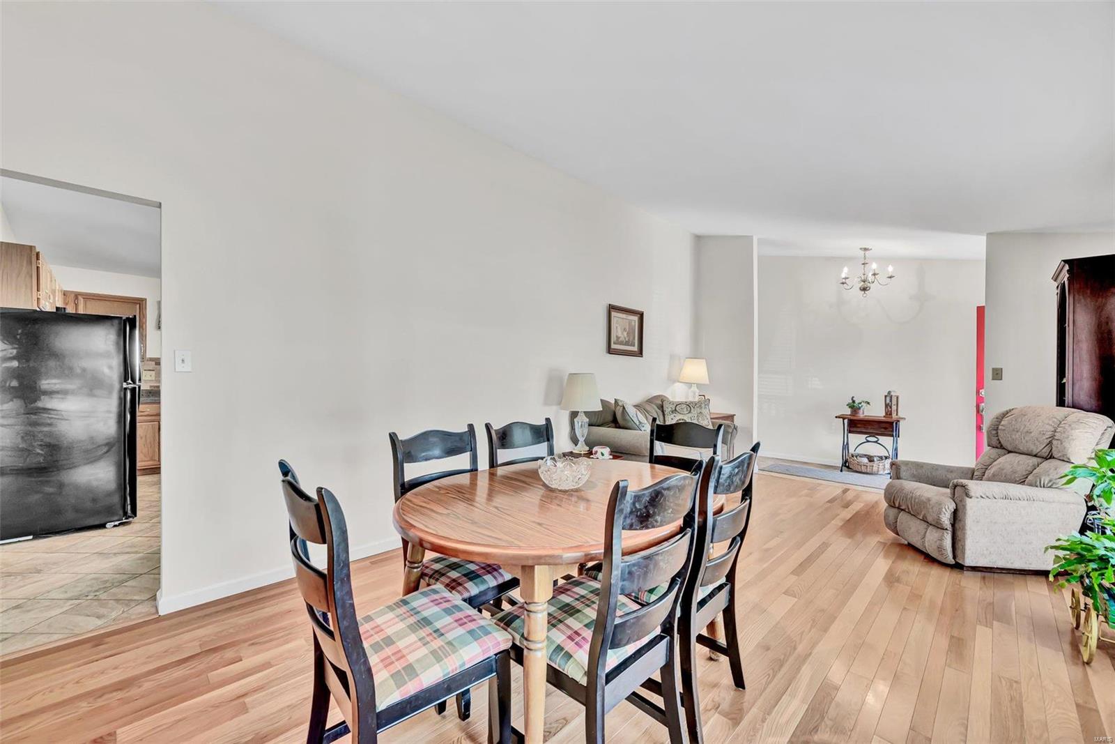 1153 Spencer Road St. Peters, MO 63376 - Photo 8 of 29 Gallery Image 8