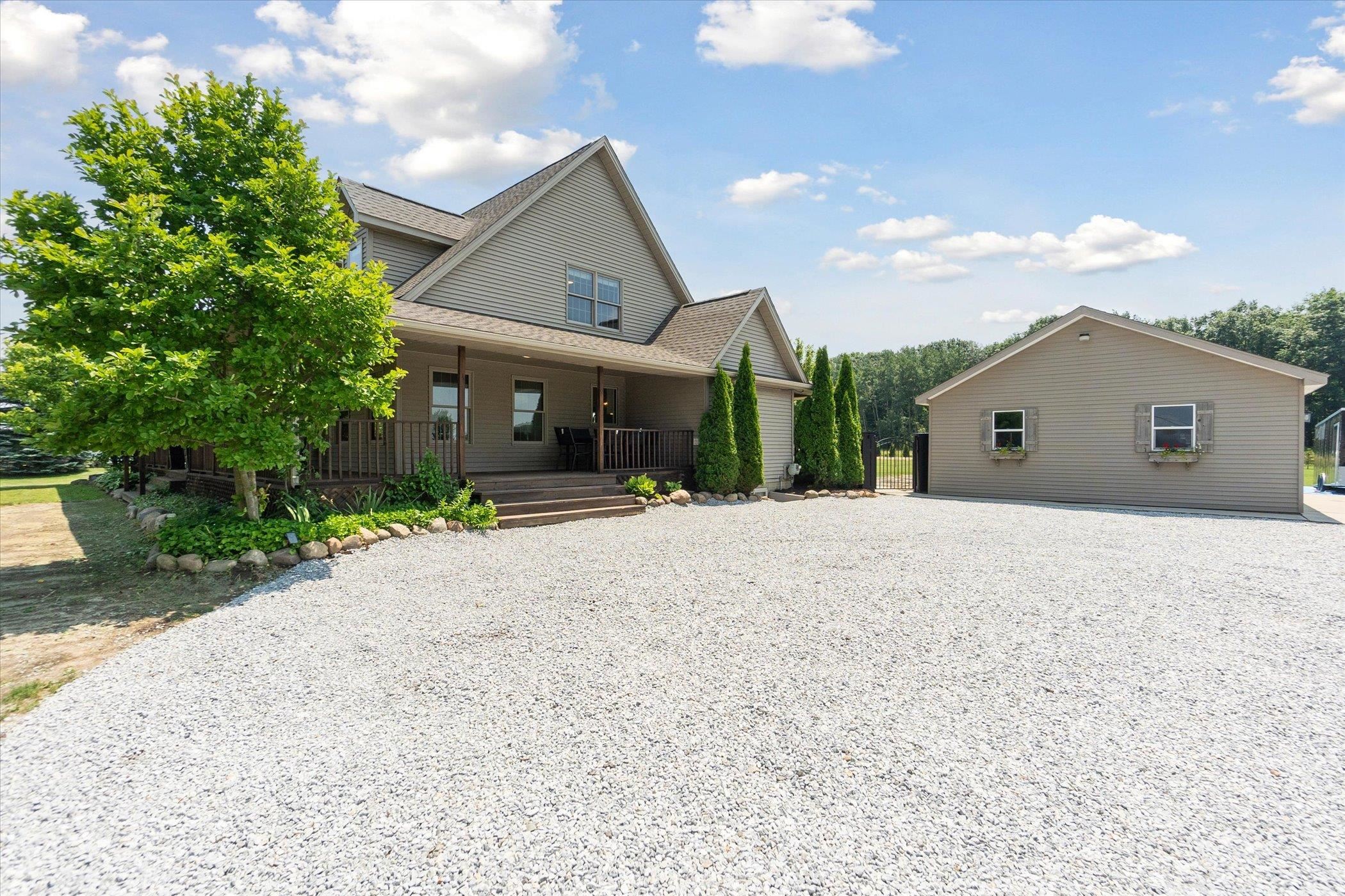 9209 Peet Road Chesaning, MI 48616 - Photo 48 of 65 50145965-abadfc83-3667-4ed7-b2b6-5547b5c16a09.JPG