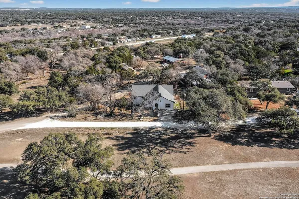 $2,700 | 514 Contour Drive, Spring Branch, TX 78070